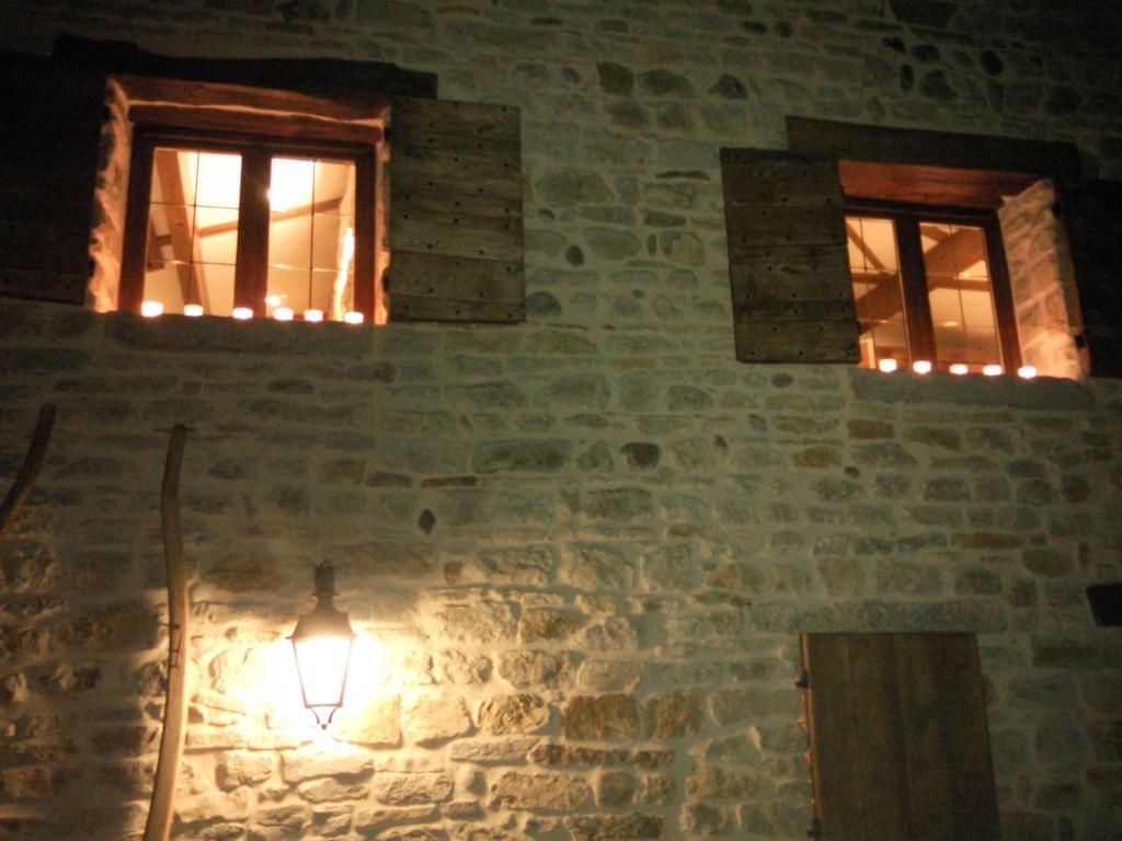 Ambérieu-en-Bugey Le Grangeon 01 빌라 객실 사진